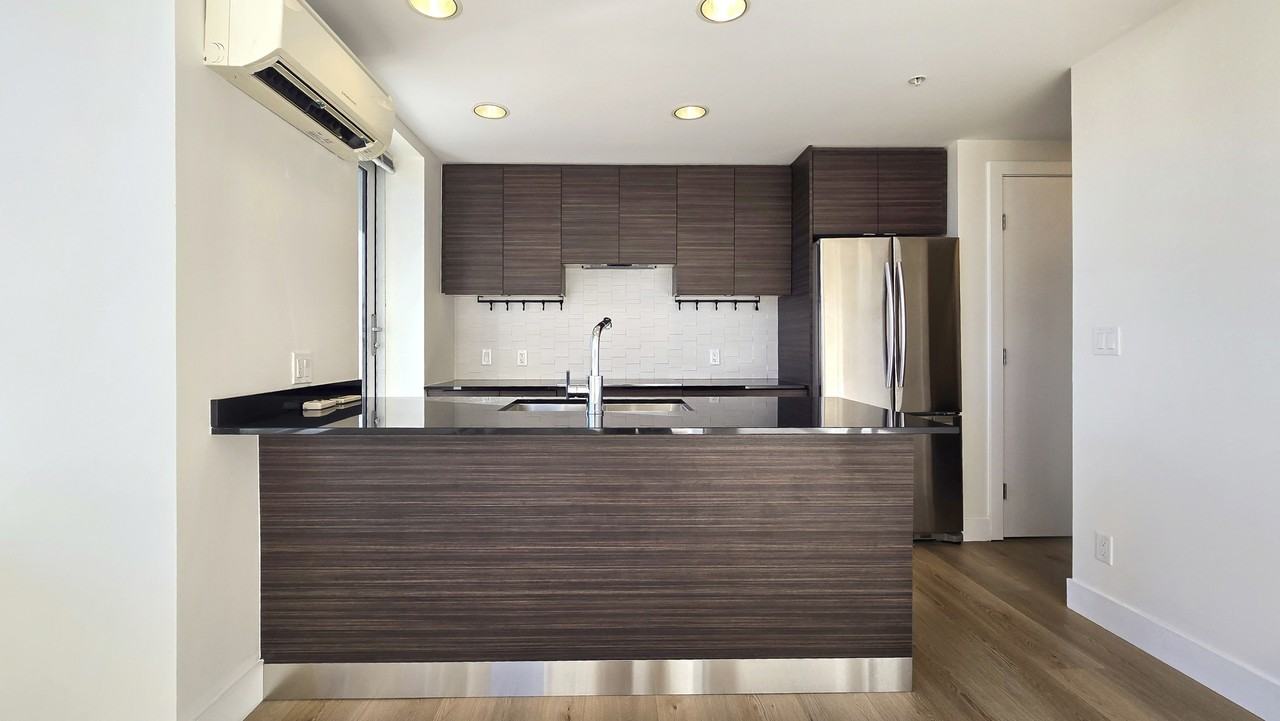 1500 7 Street Southwest - Photo 3 of 22