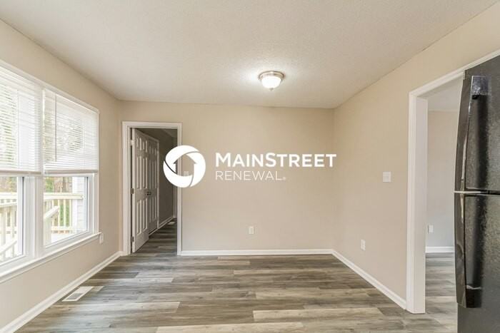 617 Bartlett Road - Photo 4 of 16