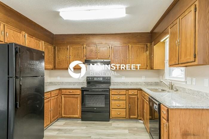 617 Bartlett Road - Photo 5 of 16