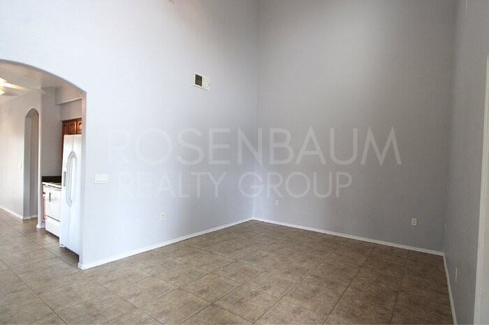 15237 S Moon Valley Rd #A - Photo 4 of 19