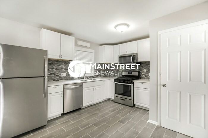 6311 East 102nd Terrace - Photo 6 of 18