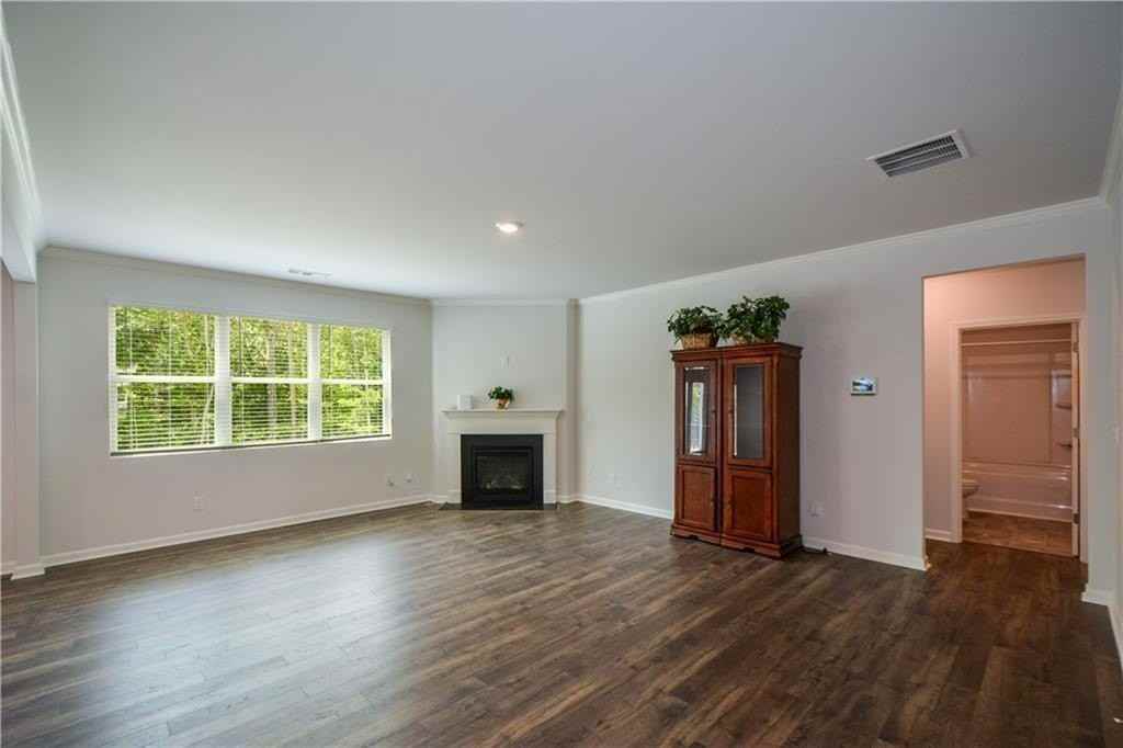 331 Belmont Dr Se - Photo 7 of 49