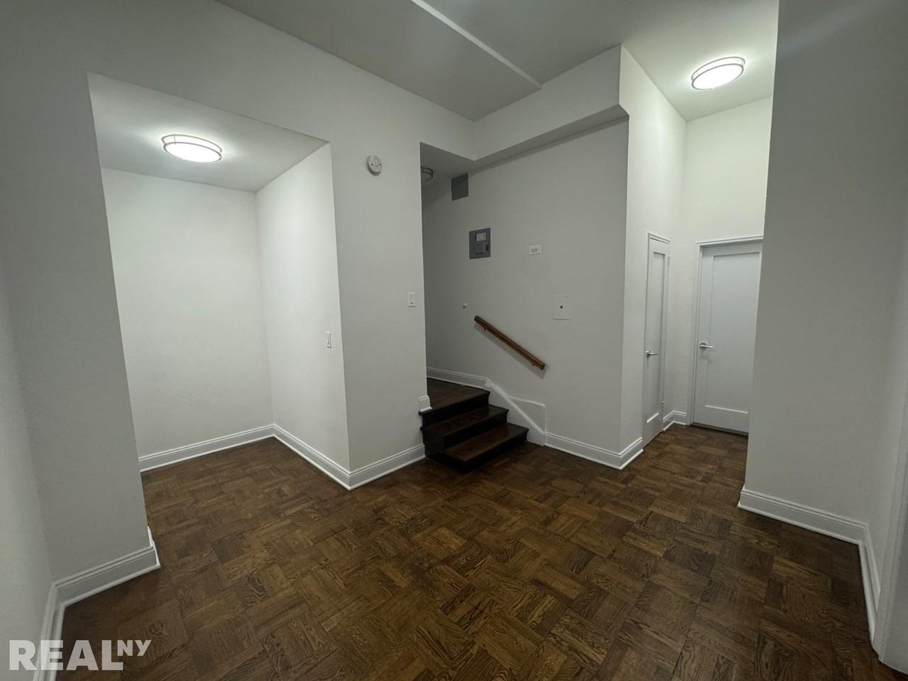 E 35th St #01A - Photo 6 of 9