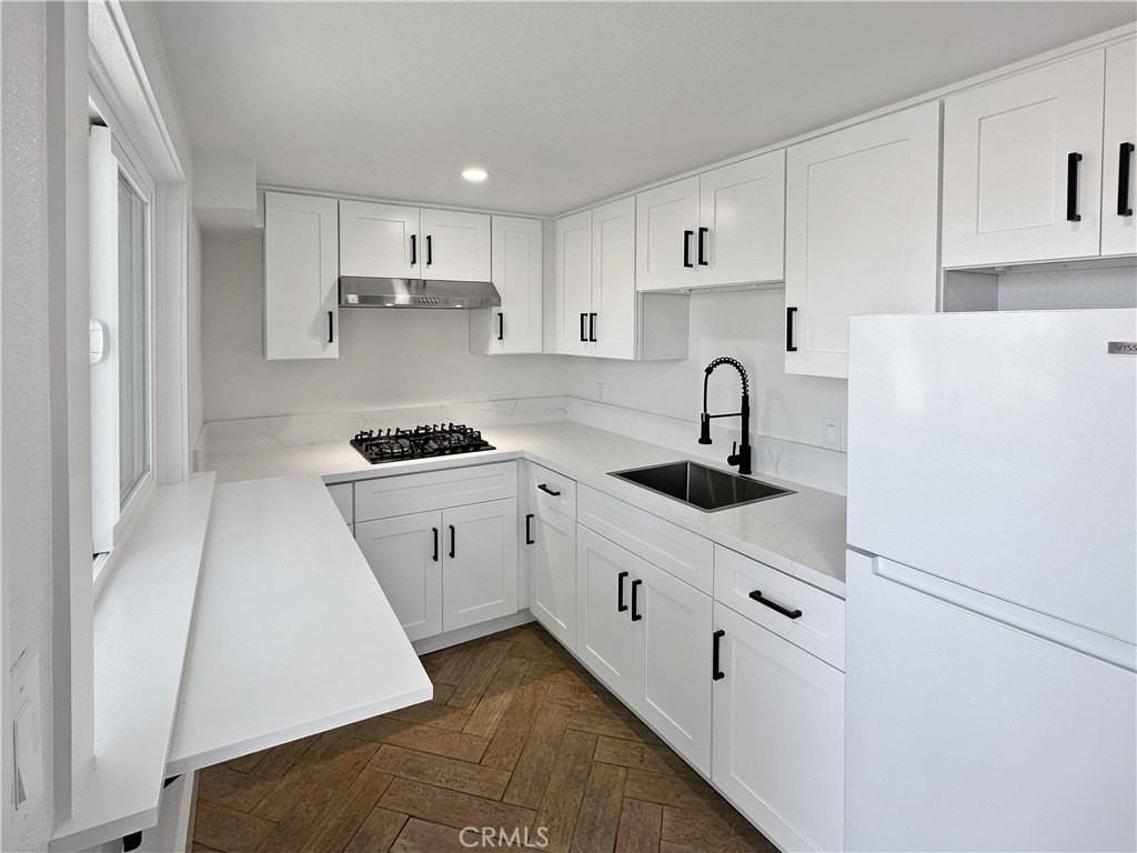 1936 Heidleman Road - Photo 6 of 12