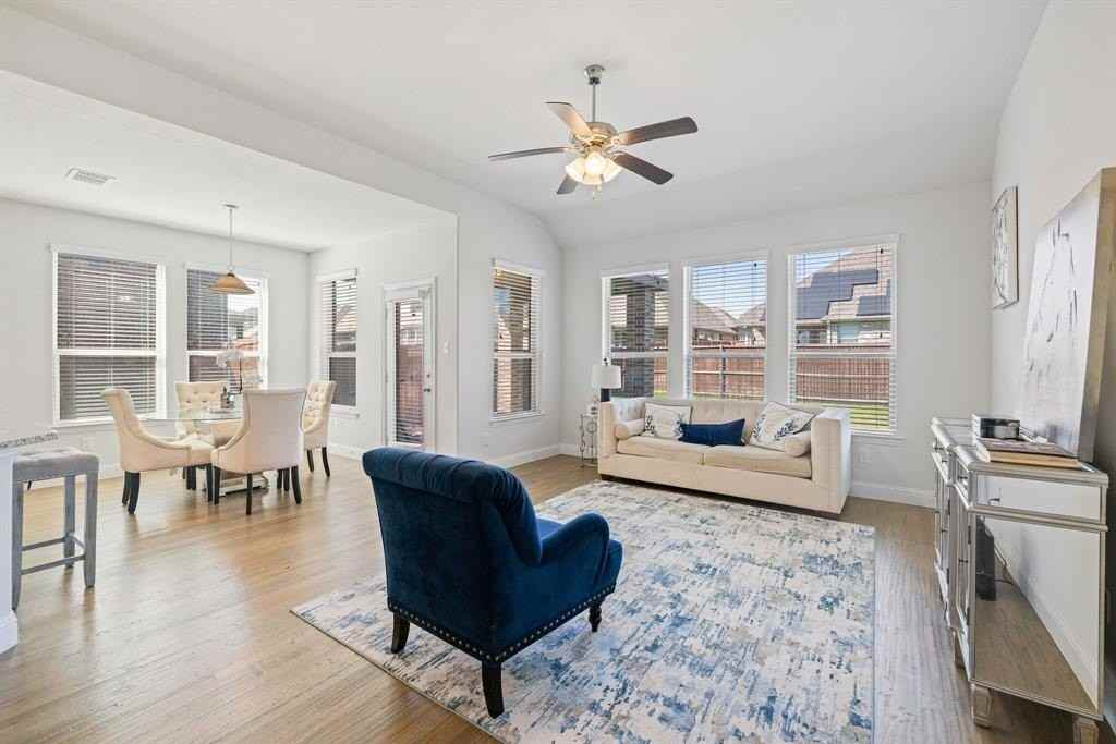 11740 Tuscarora Dr - Photo 7 of 34