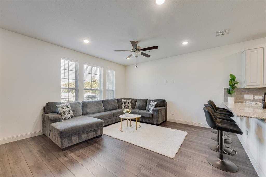 2522 High Cotton Ln - Photo 5 of 26