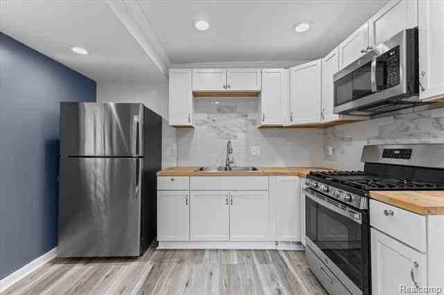 18697 Sunderland Rd - Photo 5 of 19