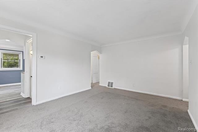 18697 Sunderland Rd - Photo 7 of 19