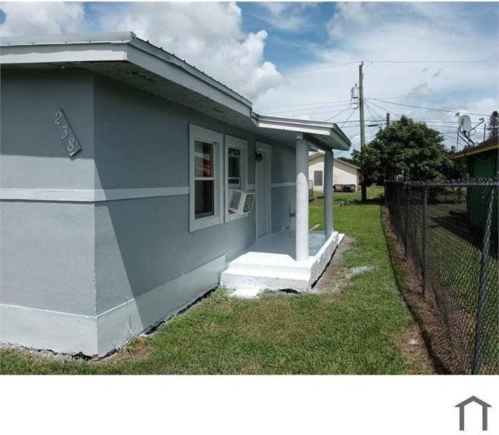 238 Nw 11th Ave - Photo 2 of 12