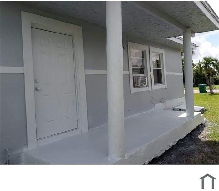 238 Nw 11th Ave - Photo 3 of 12