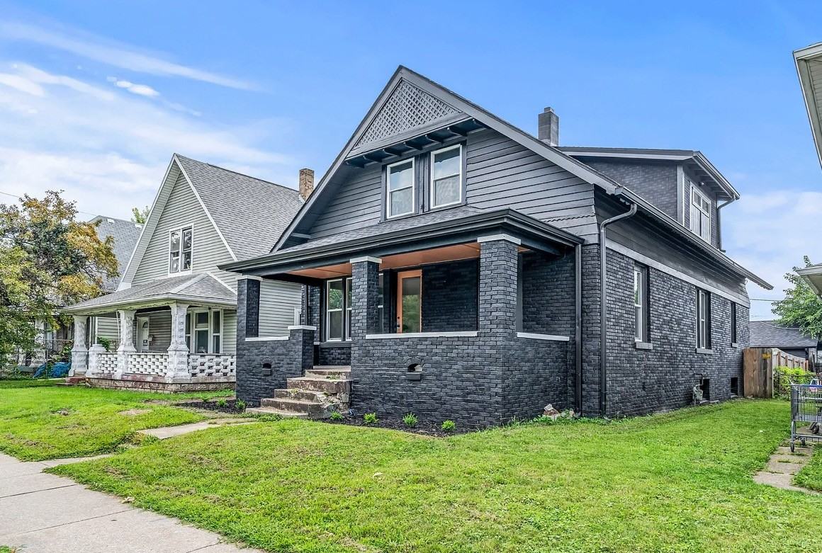 941 E Raymond St - Photo 3 of 11