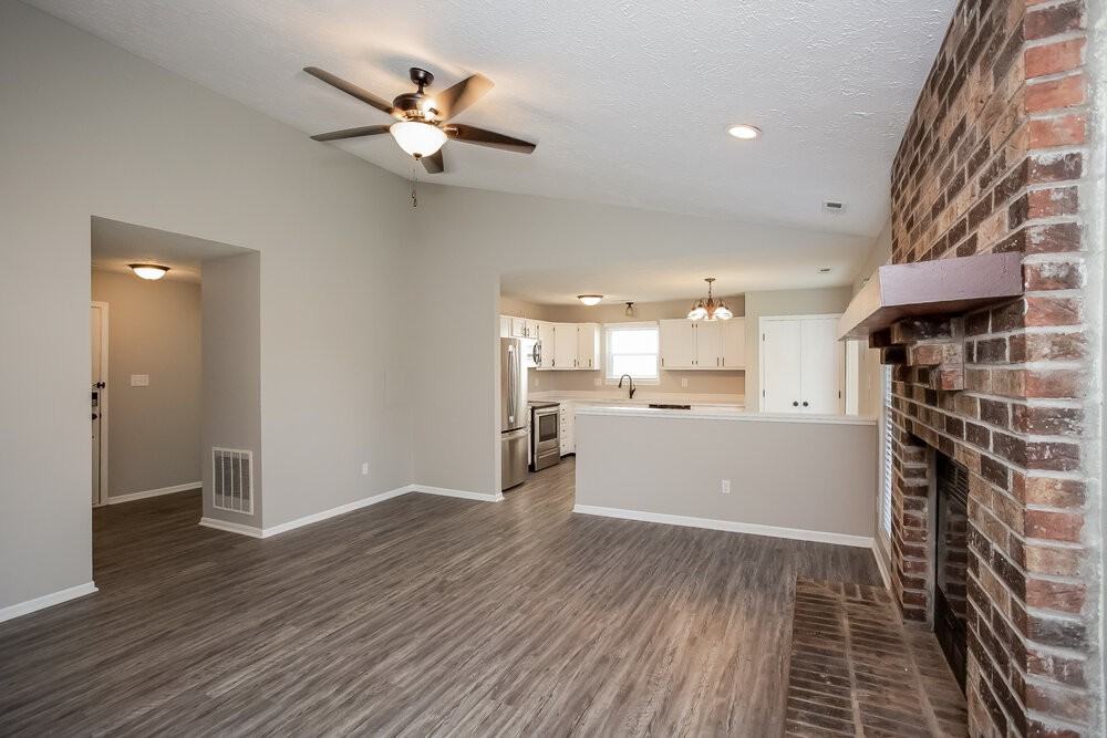 6682 Dunsany Court - Photo 5 of 16