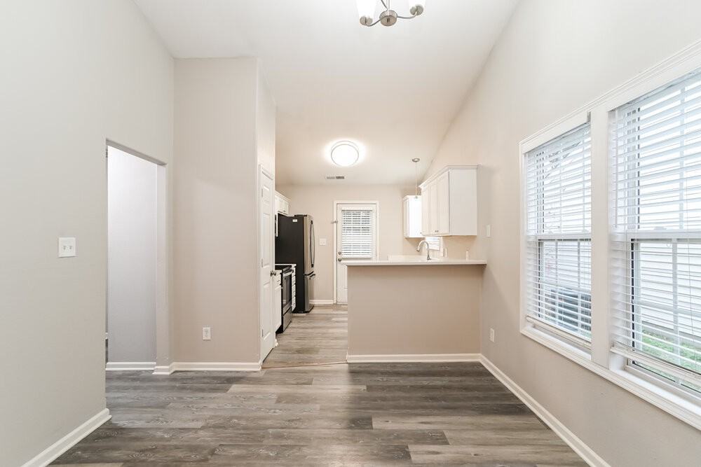 3004 Great Falls Drive - Photo 6 of 16