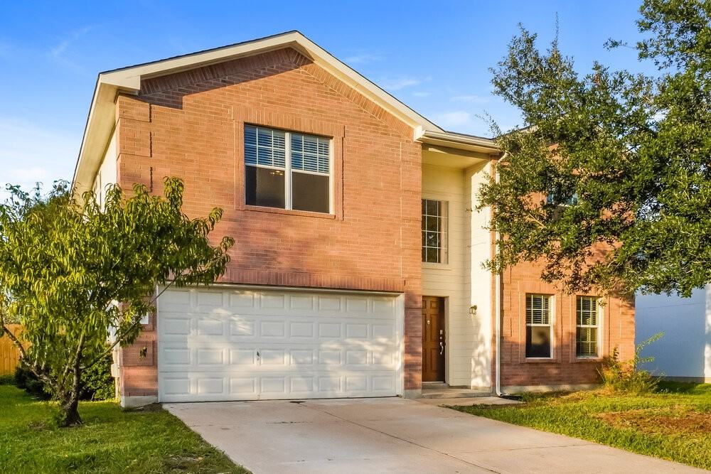 208 Rinehardt Street - Photo 4 of 17