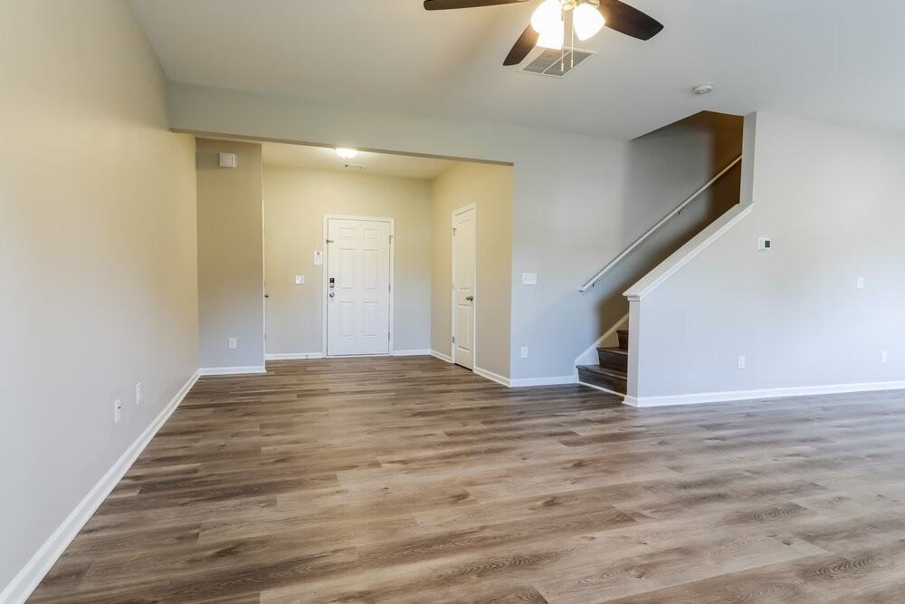 531 Dianne Ct - Photo 5 of 17