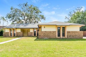 featured image of 3531 Norwich Ct