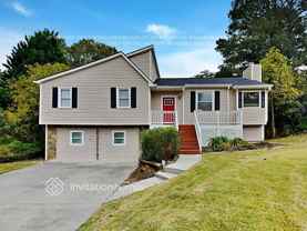 4030 Leicester Dr Ne - Photo 1 of 1