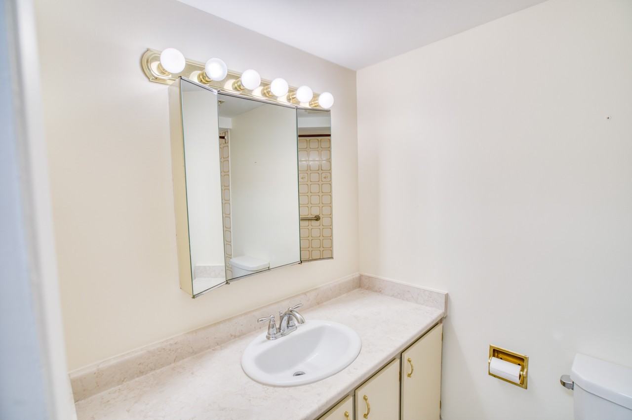 16 Sweetbriar Circle - Photo 4 of 26