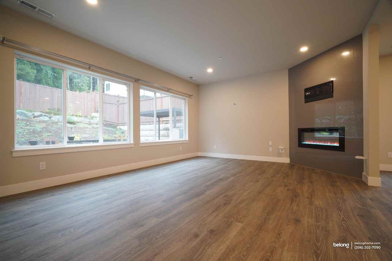 21514 6th Dr Se - Photo 2 of 15