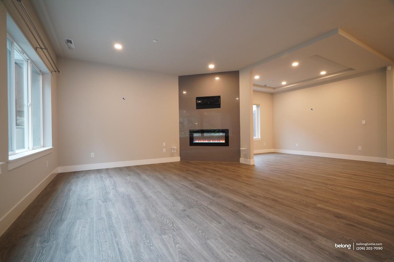 21514 6th Dr Se - Photo 3 of 15