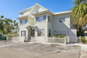 featured image of 1416 Rosslyn Dr #1