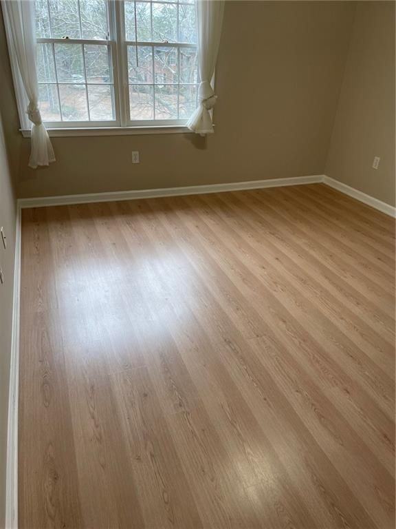 240 W Huntington Rd - Photo 6 of 29