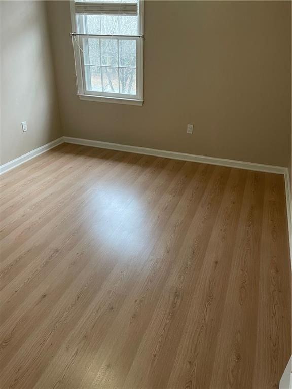 240 W Huntington Rd - Photo 7 of 29