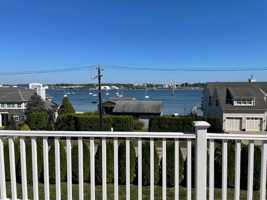 featured image of 3 Westomere Ter