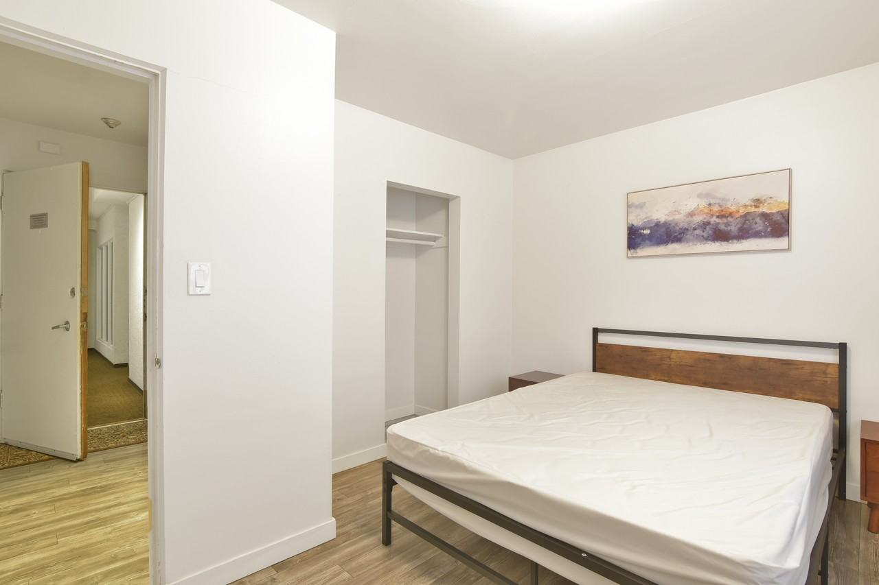 1540 Haro Street #2B - Photo 6 of 14