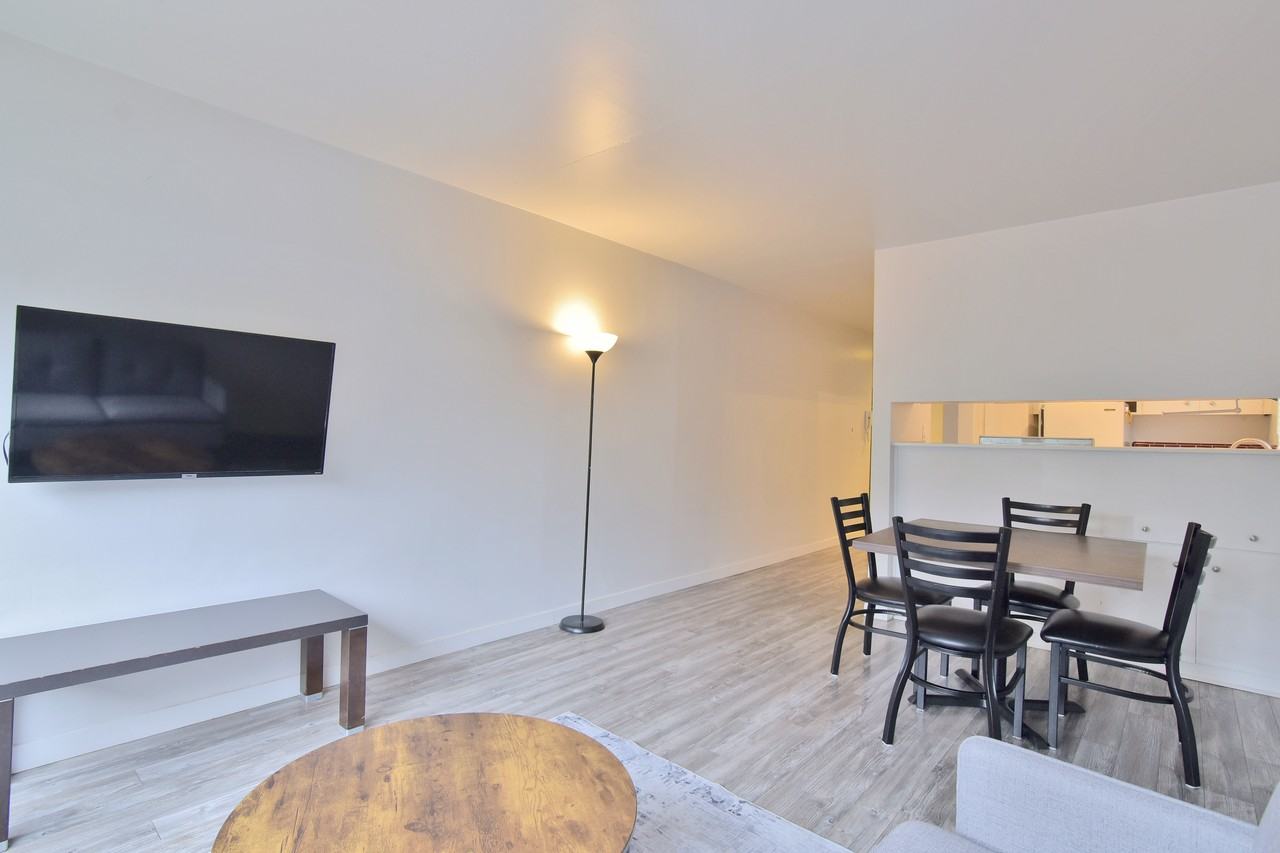 1540 Haro Street #2B - Photo 3 of 14