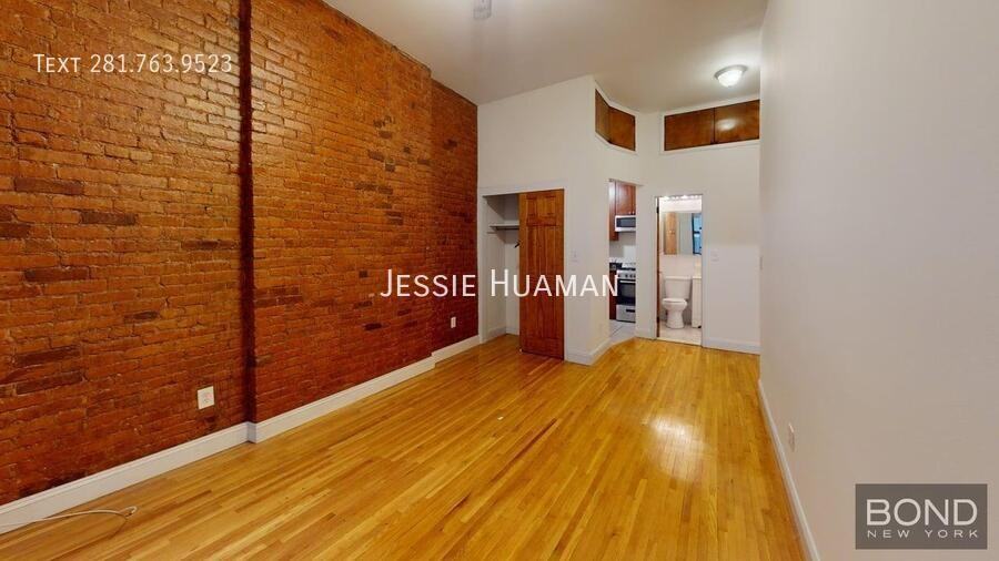 331 W 76th St #1 - Photo 3 of 7