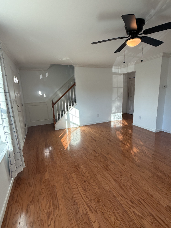 48 Laurel Dr - Photo 3 of 15