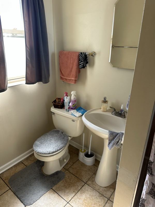 8328 S Ingleside Ave #3 - Photo 3 of 11