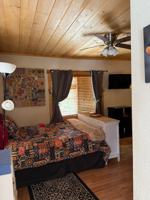 featured image of 4005 Cedar Ave #5