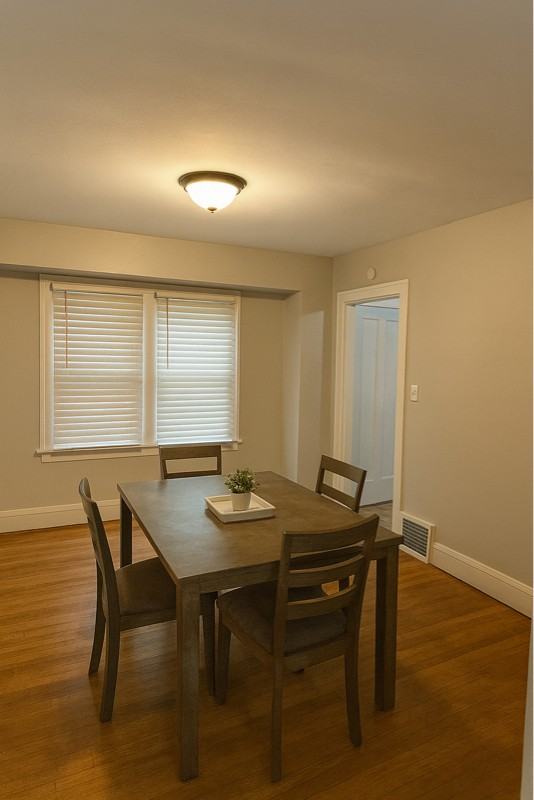 920 Yellowstone Rd - Photo 3 of 10