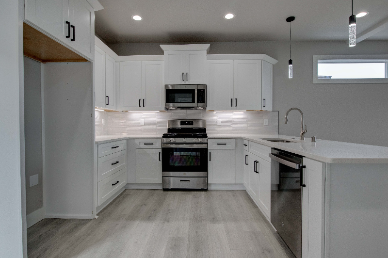 711 Rio Vista Loop - Photo 7 of 17