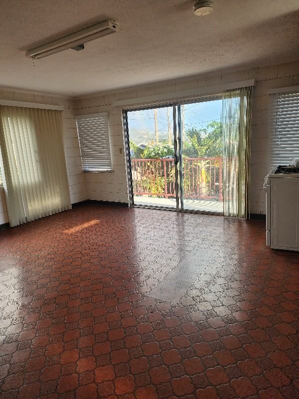 2470 Lakoloa Place - Photo 3 of 9