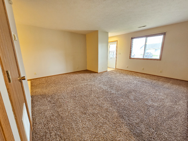 111 5th Ave #E - Photo 2 of 8