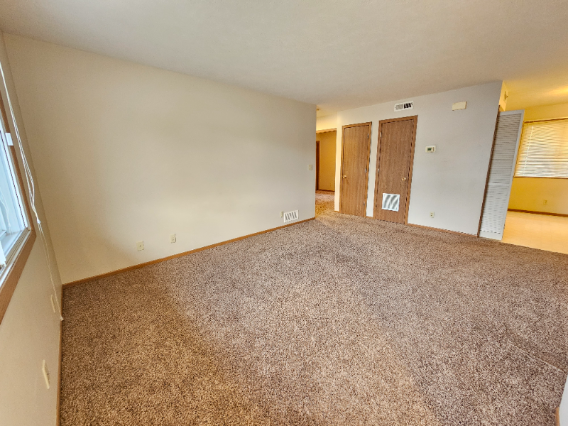111 5th Ave #E - Photo 3 of 8