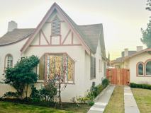 2211 N Van Ness Blvd - Photo 1 of 1