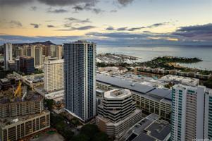 featured image of 1391 Kapiolani Blvd #1413