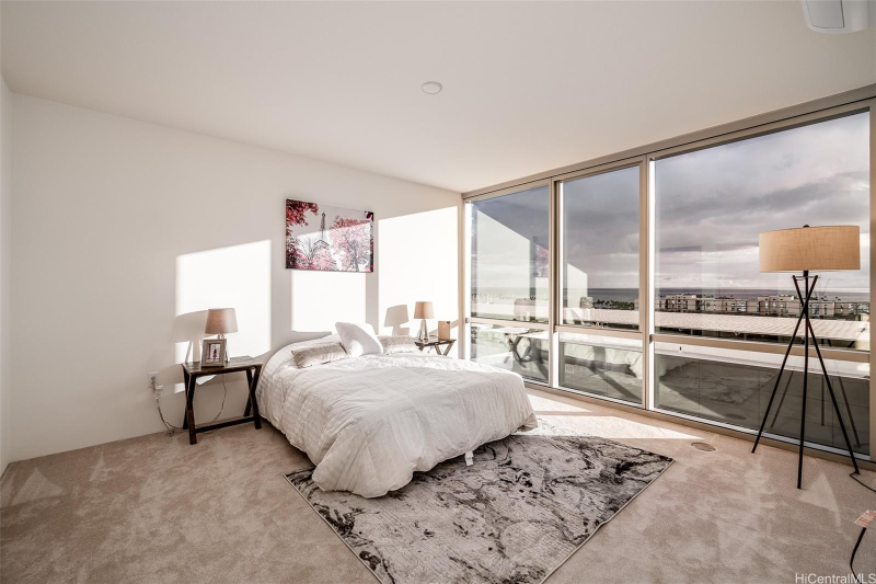 1391 Kapiolani Blvd #1413 - Photo 7 of 20