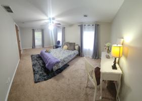 featured image of 726 Michigan St