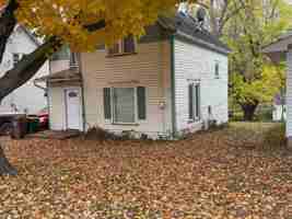 featured image of 204 Independence Ave S #NA