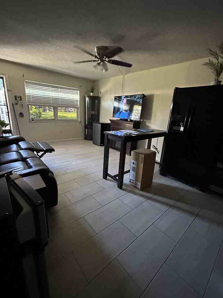 2501 Harn Blvd #H17 - Photo 6 of 8