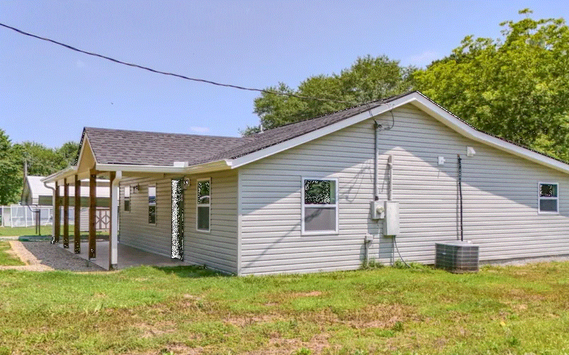 144 Brown Lane - Photo 3 of 12