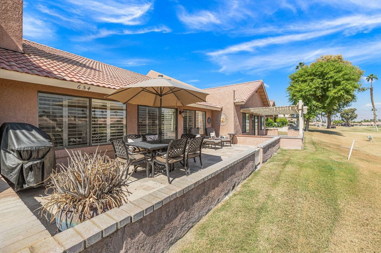 42654 Sand Dune Dr - Photo 3 of 50