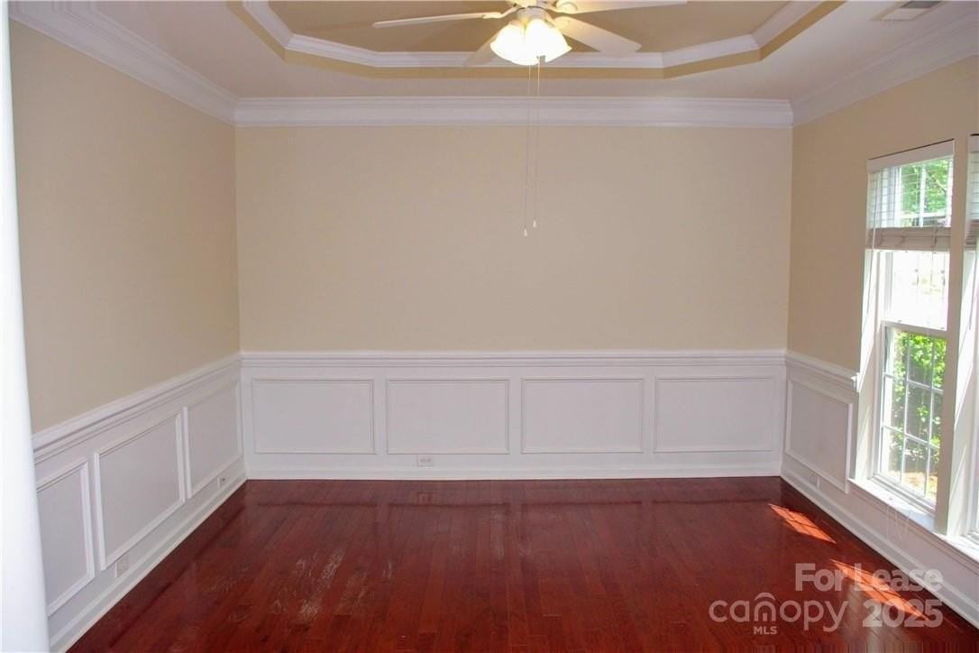 8339 Viewpoint Ln - Photo 5 of 30