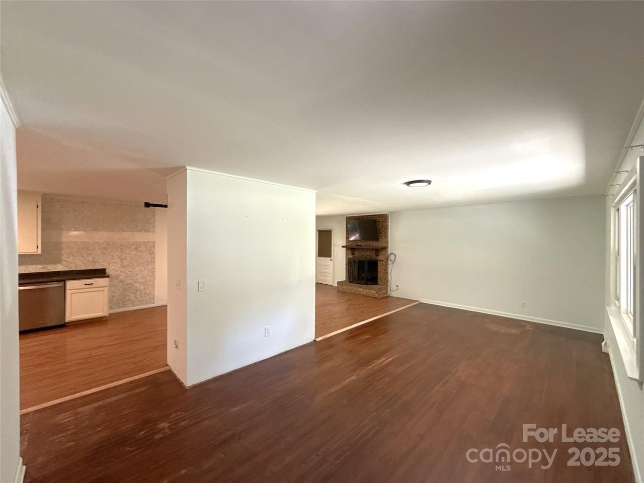 7045 Ridge Lane Road - Photo 3 of 18