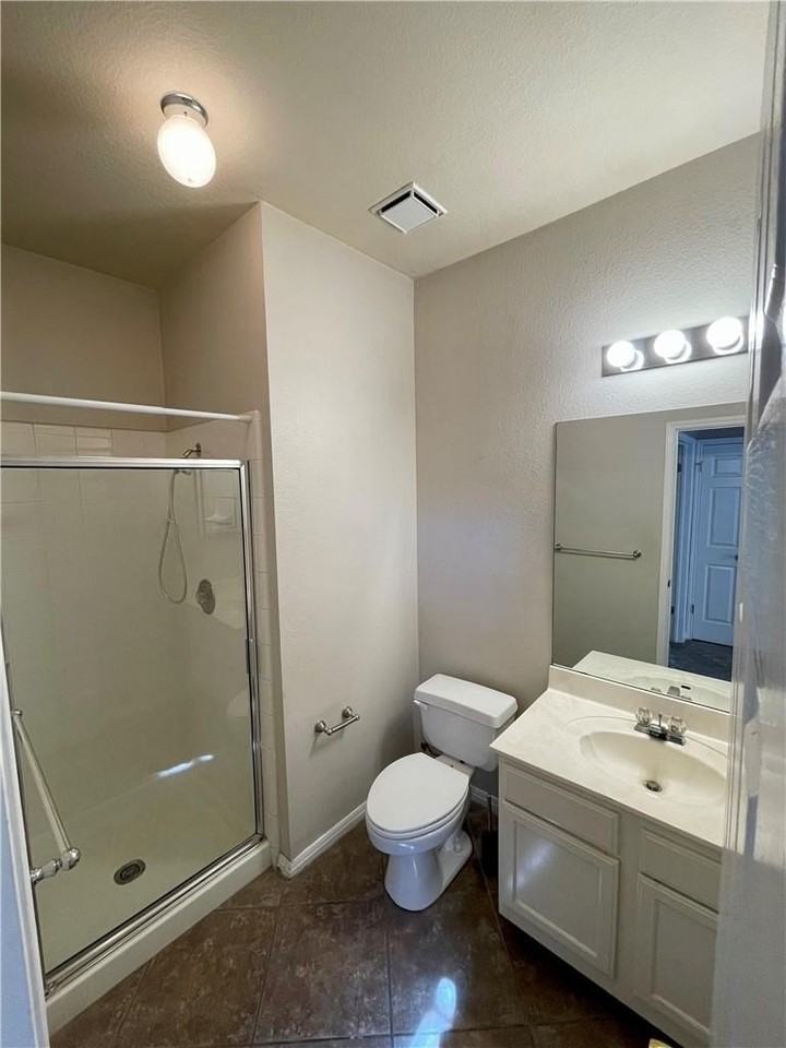 1881 Dapplegrey Lane - Photo 4 of 28